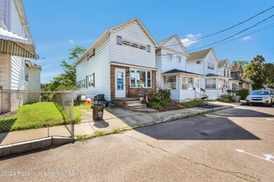 27 Hillman St, Wilkes Barre, PA 18705 - photo 5