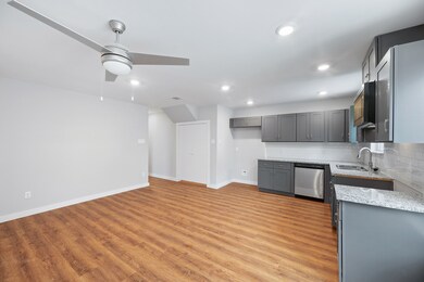 6727 Orville St unit B, Houston, TX 77028 - photo 3