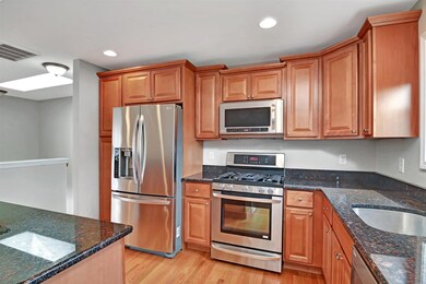 09-Kitchen