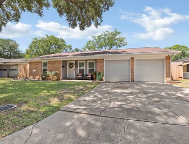1620 Edna Ave, Bay City, TX 77414 - photo 3