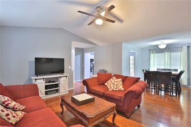 75 Pimlico Dr, Bella Vista, AR 72715 - photo 5