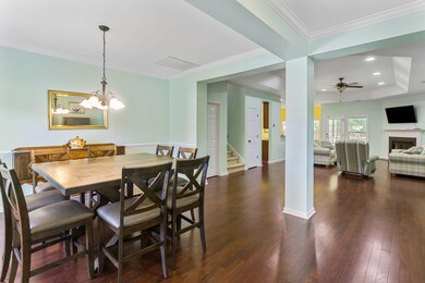 7-web-or-mls-Coastal RE Photo 8552 Centr