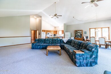 206 Cedar Ridge Way-5