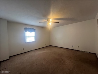 924 Nob Hill Dr unit 3, Niles, OH 44446 - photo 7