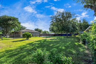 10230 Hirsch Rd, Houston, TX 77016 - photo 5