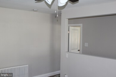 243 Mallow Hill Rd unit 2, Baltimore, MD 21229 - photo 3