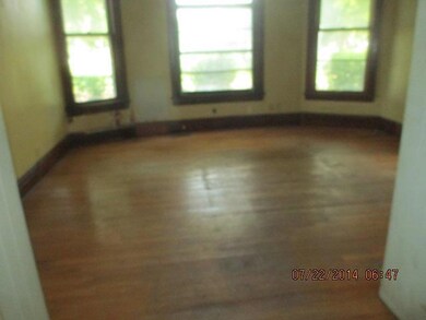 903 N 12   107 W stone 006