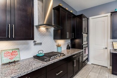 15672 W Berkeley Rd - MLS-22