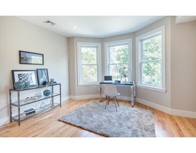 90 Babcock St unit A, Brookline, MA 02446 - photo 4