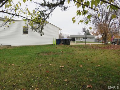 1201 Cypress Dr, O Fallon, MO 63366 - photo 5