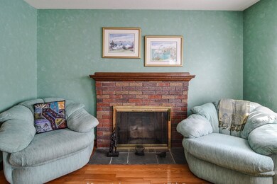 42 Larnis Rd, Framingham, MA 01701 - photo 6