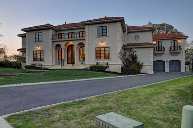 EXTERIOR 4