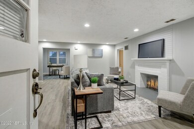 4604 Sunderland Rd, Jacksonville, FL 32210 - photo 7