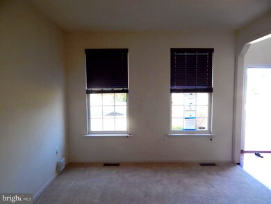 10404 Markby Ct, White Plains, MD 20695 - photo 3