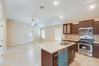 13672 Garforth Ave, El Paso, TX 79928 - photo 7