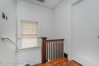 40 Winant St, Staten Island, NY 10303 - photo 7