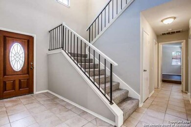 11207 Lago Vista, Helotes, TX 78023 - photo 4