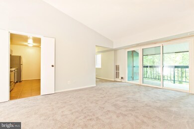 11819 Breton Ct unit 21D, Reston, VA 20191 - photo 4