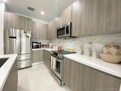 10241 NW 71st Terrace, Doral, FL 33178 - photo 7