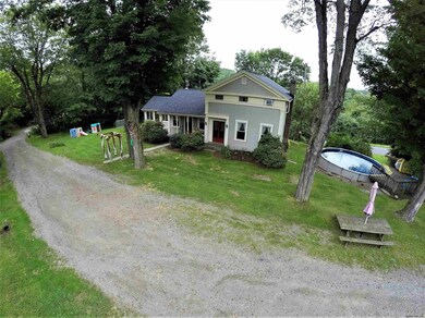 21 Newcombs Ln, Melrose, NY 12121 - photo 2