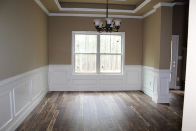 557 Shady Greens Dr, Macon, GA 31211 - photo 2