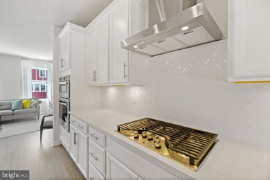 23451 Sugar Pine Ln, California, MD 20619 - photo 7