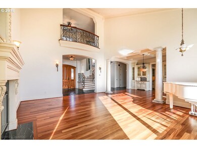 Living Room/Dining Room