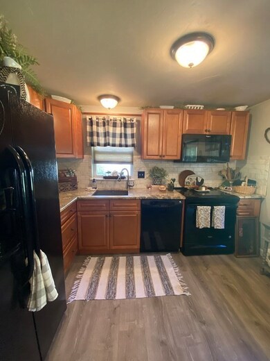 32 Crestview Ln unit 32, Westminster, MA 01473 - photo 2