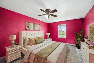 Bedroom #1 with ceiling fan