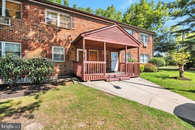 102 Garnet Dr unit 1K, Burlington, NJ 08016 - photo 2