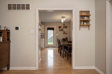 202 E Joann Dr, Wilmore, KY 40390 - photo 7