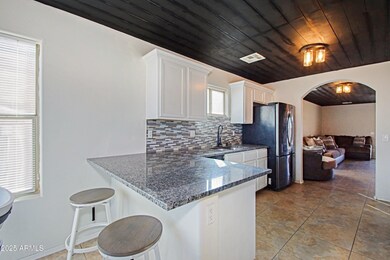 Breakfast bar