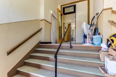 Front entry hall