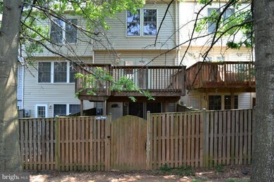 18921 Piney Point Place, Germantown, MD 20874 - photo 2