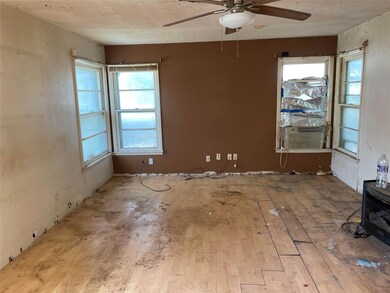 200 N Judd St, Fort Worth, TX 76108 - photo 3