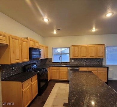 4116 Mattray St, North Las Vegas, NV 89032 - photo 6