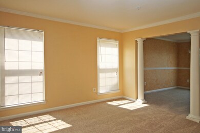 7105 Silverton Ct, District Heights, MD 20747 - photo 2