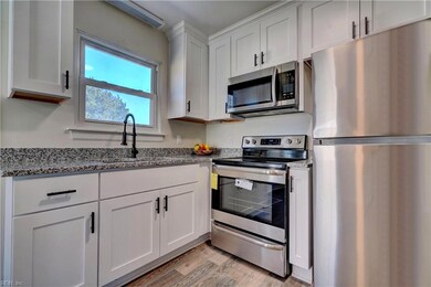 8 N Cypress St, Hampton, VA 23669 - photo 6