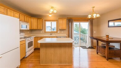 405 Crestview Dr, Runnells, IA 50237 - photo 6