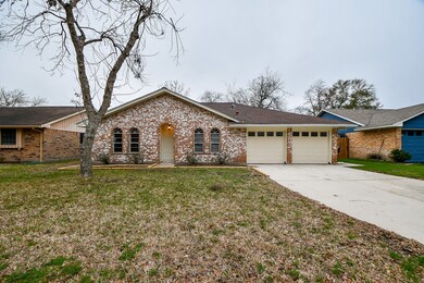 7286 Shady Corners Ln, Houston, TX 77040 - photo 2