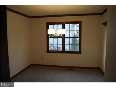 904 Pine Ct, Perkasie, PA 18944 - photo 5