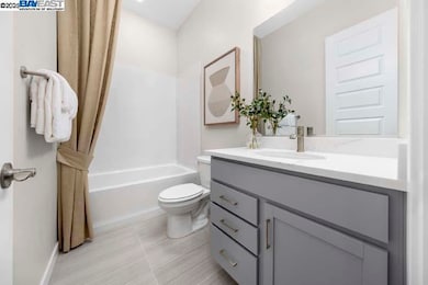 527 E Fiorino St, Tracy, CA 95391 - photo 4