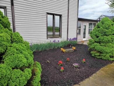 18407 Paulding Rd, Monroeville, IN 46773 - photo 3