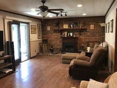 505 Brandontown Rd, Manchester, TN 37355 - photo 6