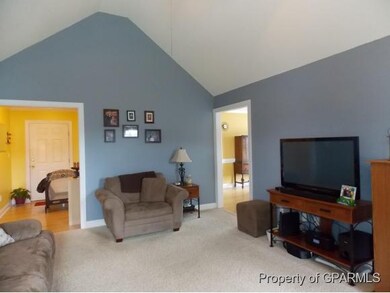 726 E Main St, Winterville, NC 28590 - photo 5