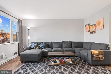 926 Palladi Dr, Halethorpe, MD 21227 - photo 7