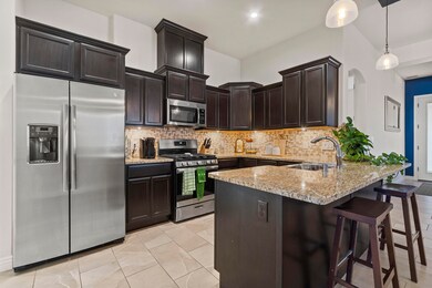 45D31A5D-5FB1-4D10-9445-130D46E553A6