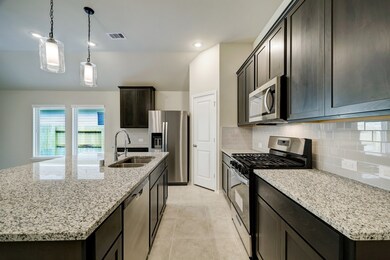 3019 Skyward Oak Dr, Conroe, TX 77385 - photo 5