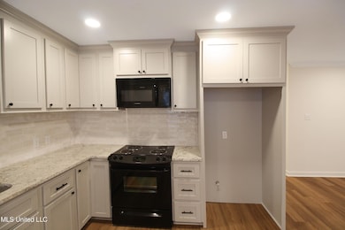 703 Lindale St, Clinton, MS 39056 - photo 7