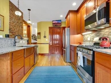 24 Albion Place unit 2, Charlestown, MA 02129 - photo 4